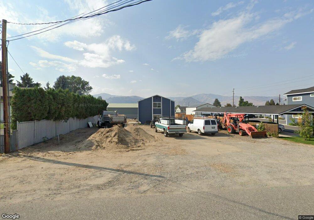 1026 N Devon Ave, East Wenatchee, WA 98802 - photo 1