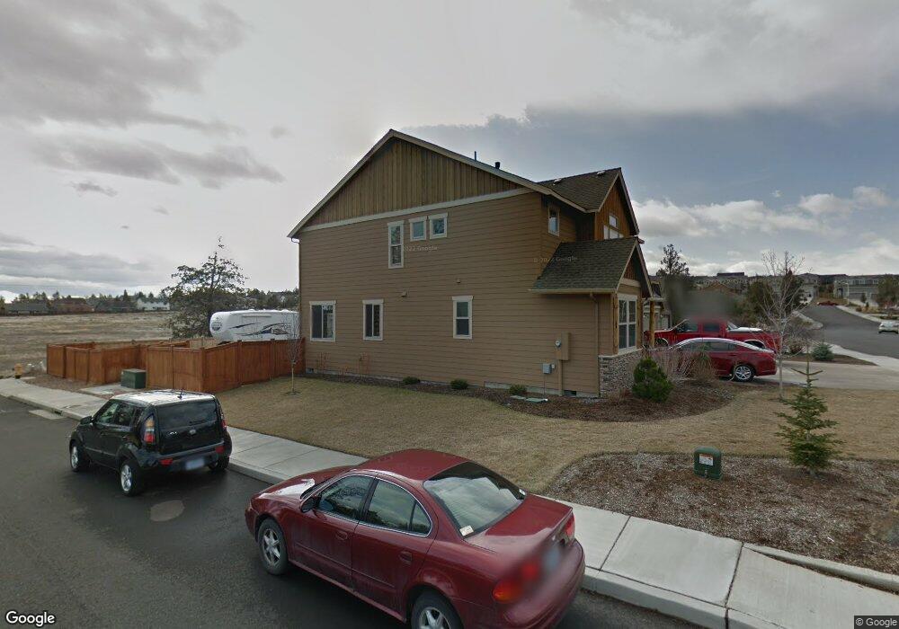 1910 SW 41st St, Redmond, OR 97756 - photo 1