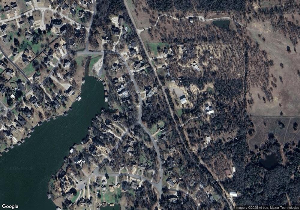 803 Kiowa Dr E, Gainesville, TX 76240 - photo 1