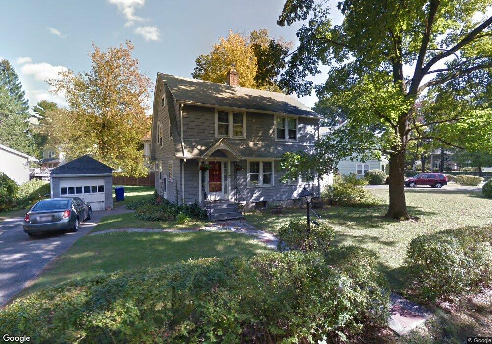 21 Weaver Rd, Springfield, MA 01107 - photo 1