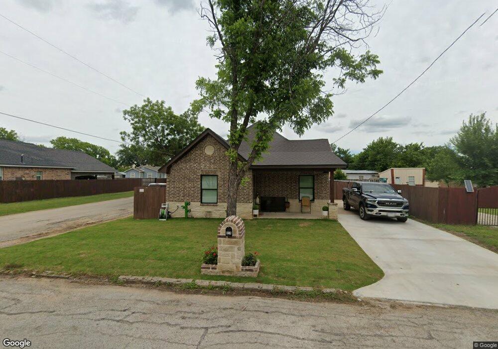 814 N Wilhite St, Cleburne, TX 76031 - photo 1