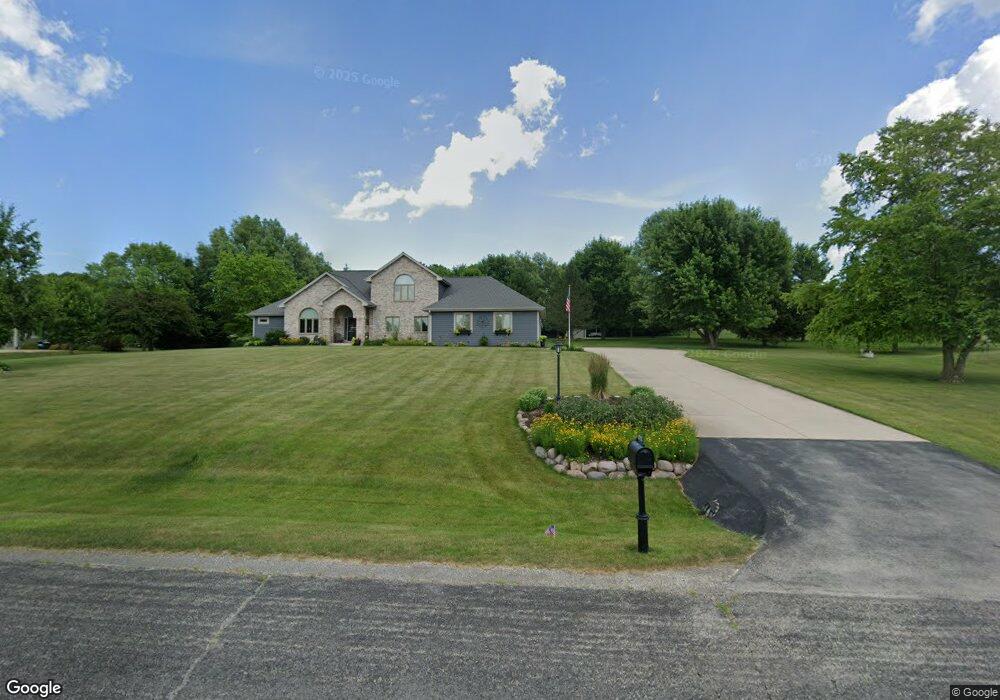 W262N5550 Boden Ln, Sussex, WI 53089 - photo 1