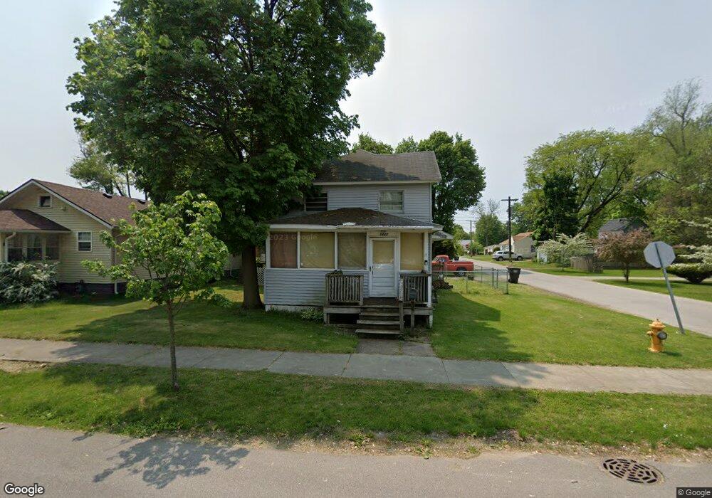 1227 W Hubbard Ave, Elkhart, IN 46516 - photo 1