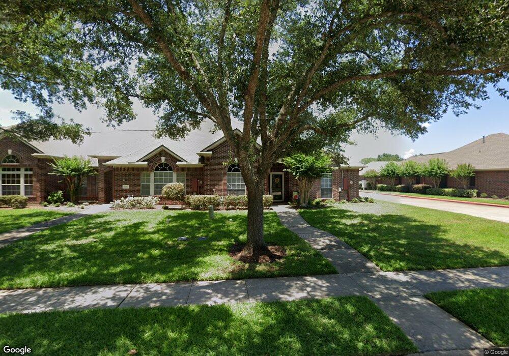 204 Clearview Ave unit D, Friendswood, TX 77546 - photo 1