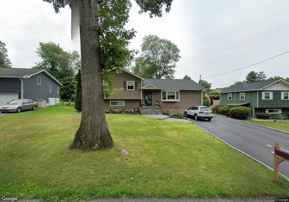 121 Lockwood Rd, Cortlandt Manor, NY 10567 - photo 1