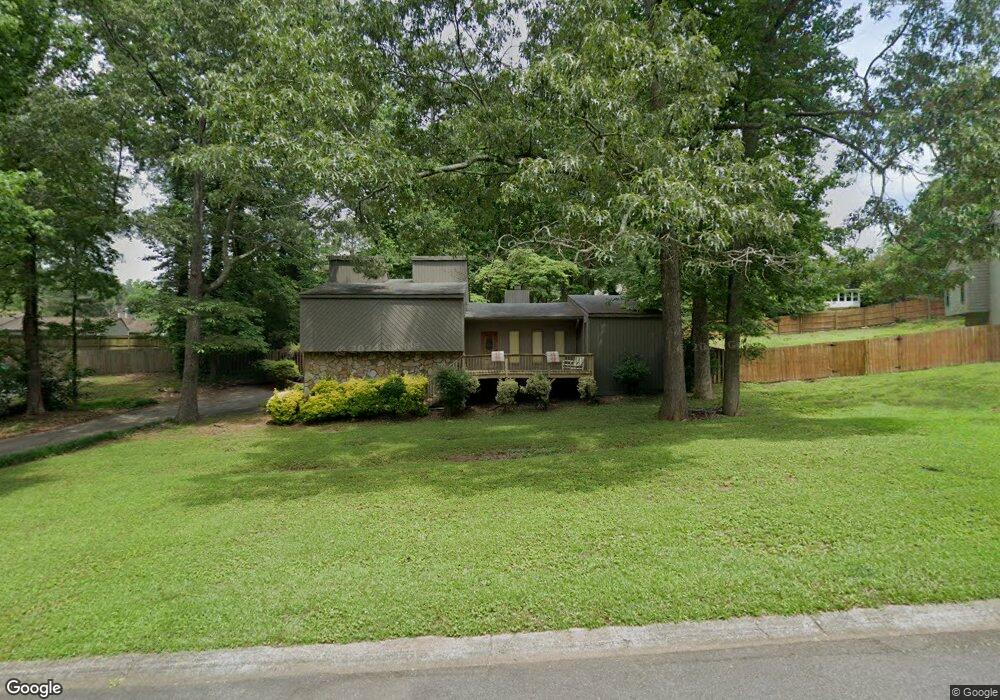 3292 Timber Bluff Dr NE, Marietta, GA 30062 - photo 1