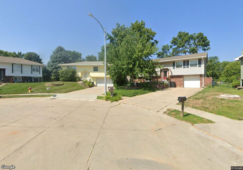 12979 Larimore Cir, Omaha, NE 68164 - photo 1