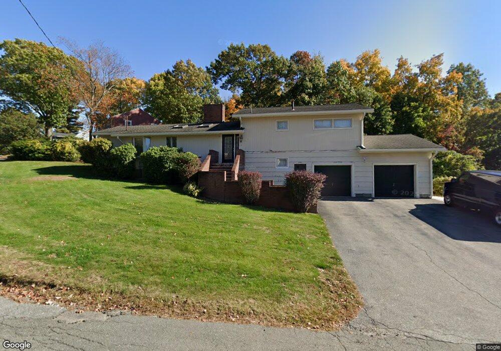 14 Evergreen Rd, Stoneham, MA 02180 - photo 1