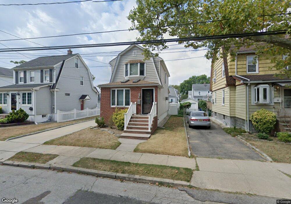 62 Berkley St, Valley Stream, NY 11581 - photo 1