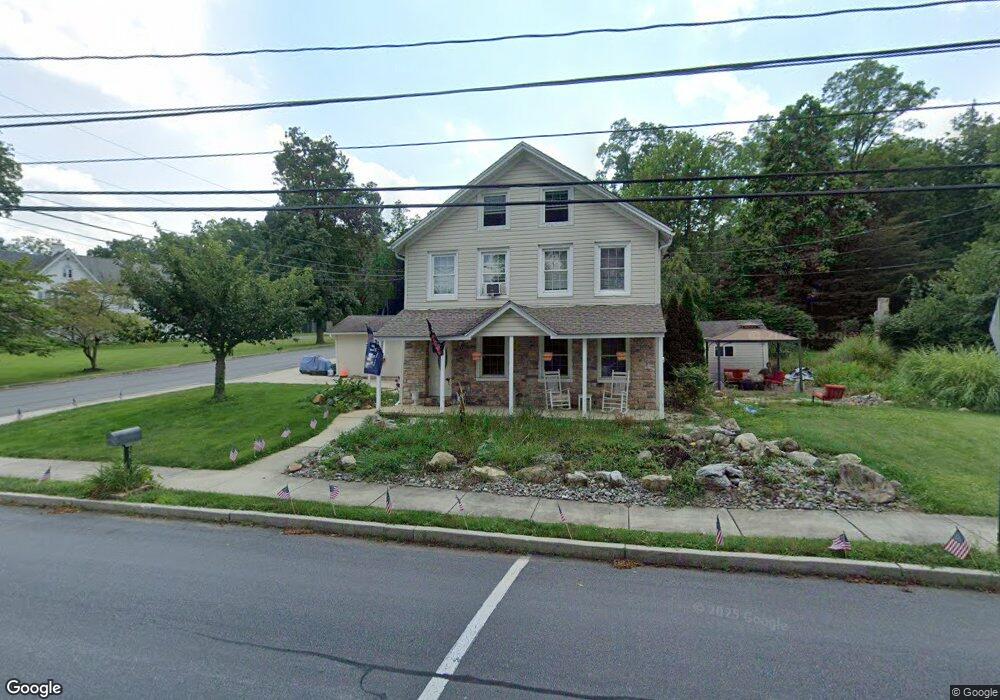 482 Franklin St, Alburtis, PA 18011 - photo 1