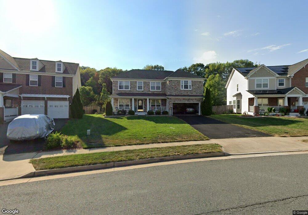 18522 Quantico Gateway Dr, Triangle, VA 22172 - photo 1