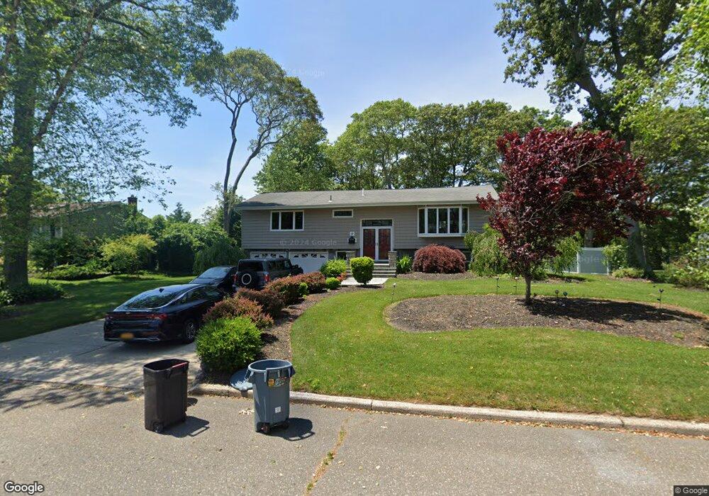12 Baywood Ln, Bayport, NY 11705 - photo 1