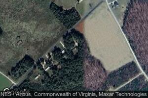 221 Berry Ln, Appomattox, VA 24522