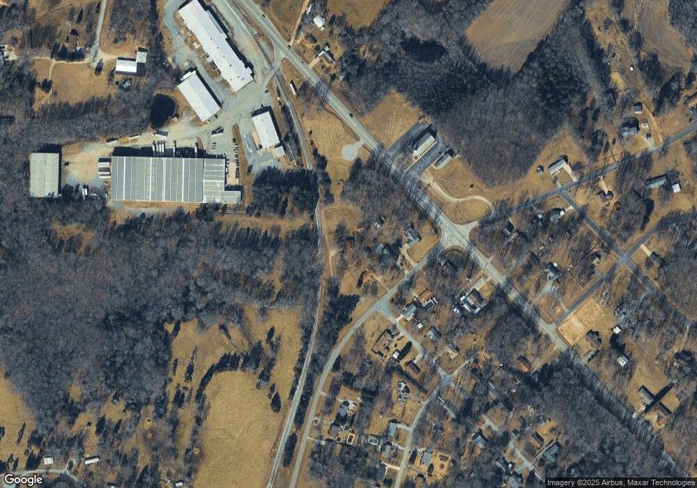 5266 Edgar View Dr, High Point, NC 27263 - photo 1