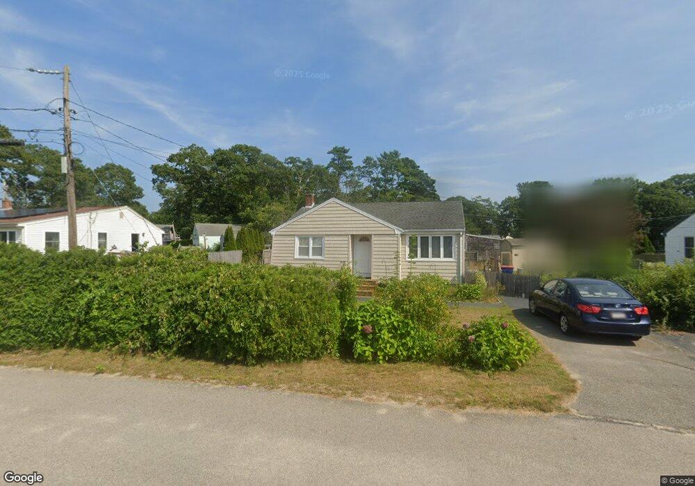 11 Arrowhead Dr, Buzzards Bay, MA 02532 - photo 1