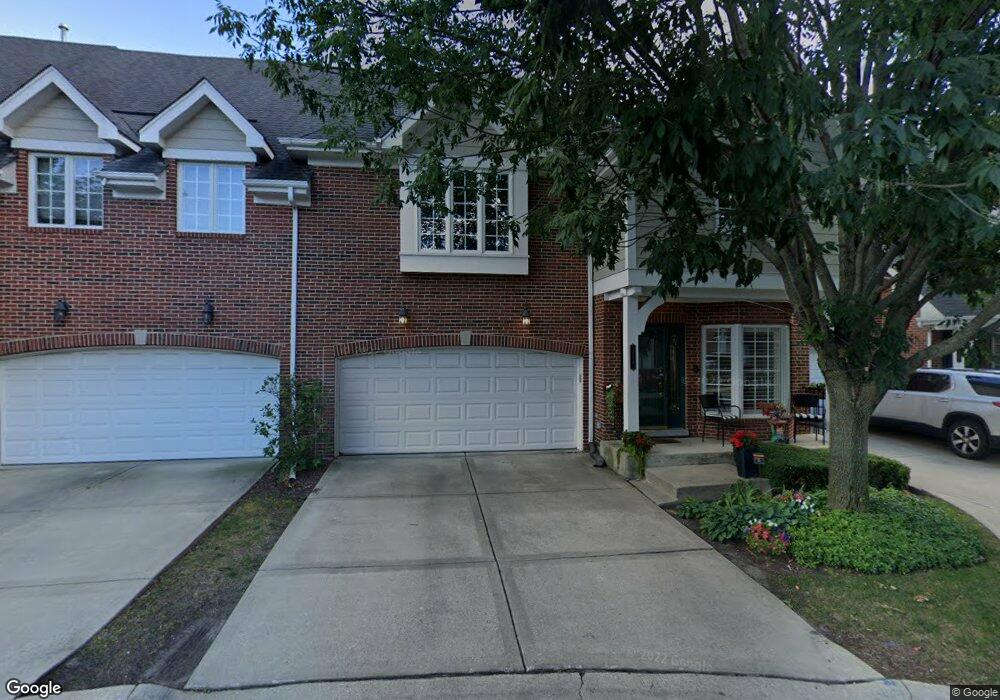 118 E Knighton Place, Elmhurst, IL 60126 - photo 1