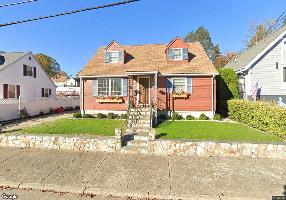 125 Oneida St, Pawtucket, RI 02860 - photo 1