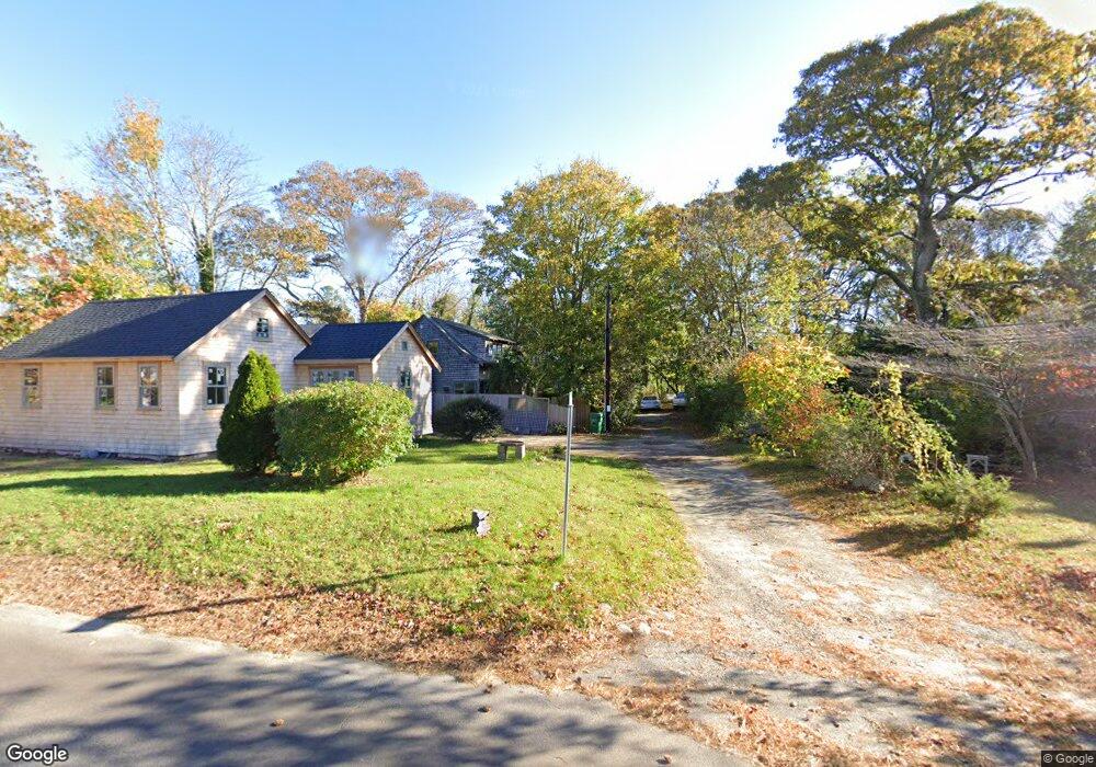 14 Kellys Way, Vineyard Haven, MA 02568 - photo 1