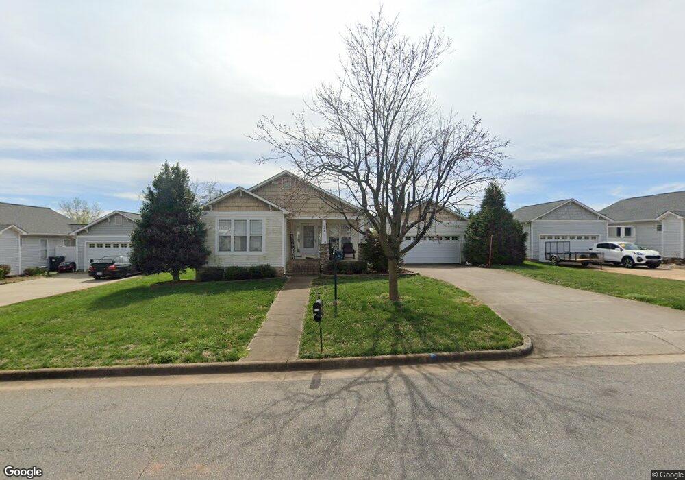 125 Tarrington Dr, Statesville, NC 28625 - photo 1