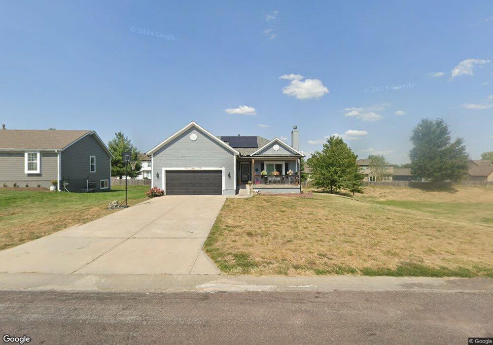 20860 W 226th St, Spring Hill, KS 66083 - photo 1