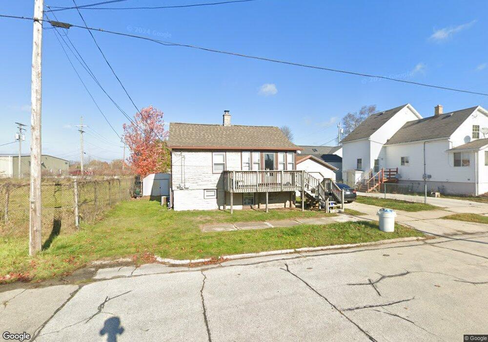 1906 20th St, Two Rivers, WI 54241 - photo 1