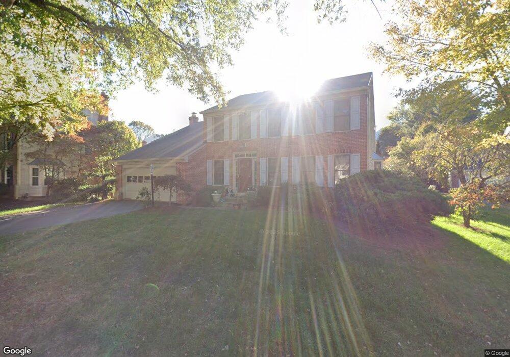 20605 Belwood Ct, Sterling, VA 20165 - photo 1