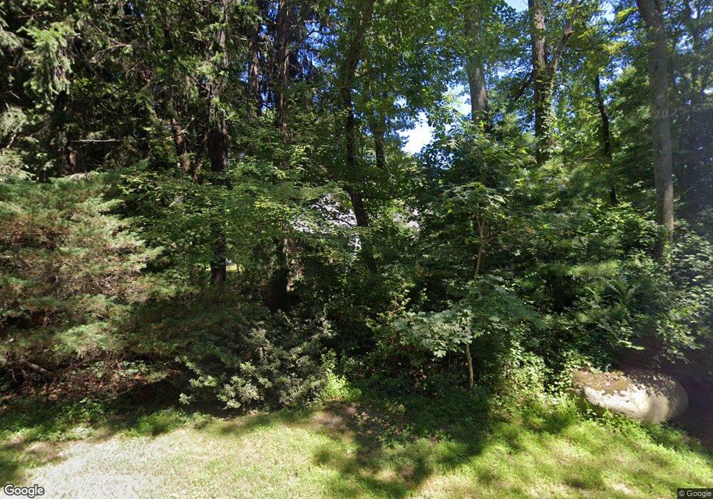 61 Old Rose Hill Rd, Wakefield, RI 02879 - photo 1