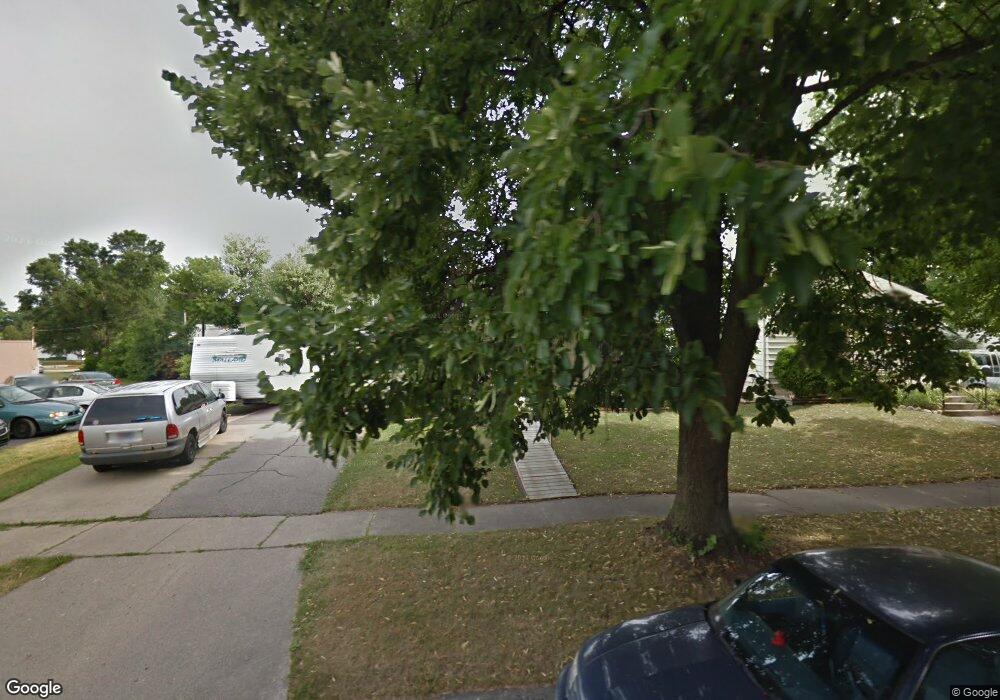 511 Mckinley Ave, Flint, MI 48507 - photo 1