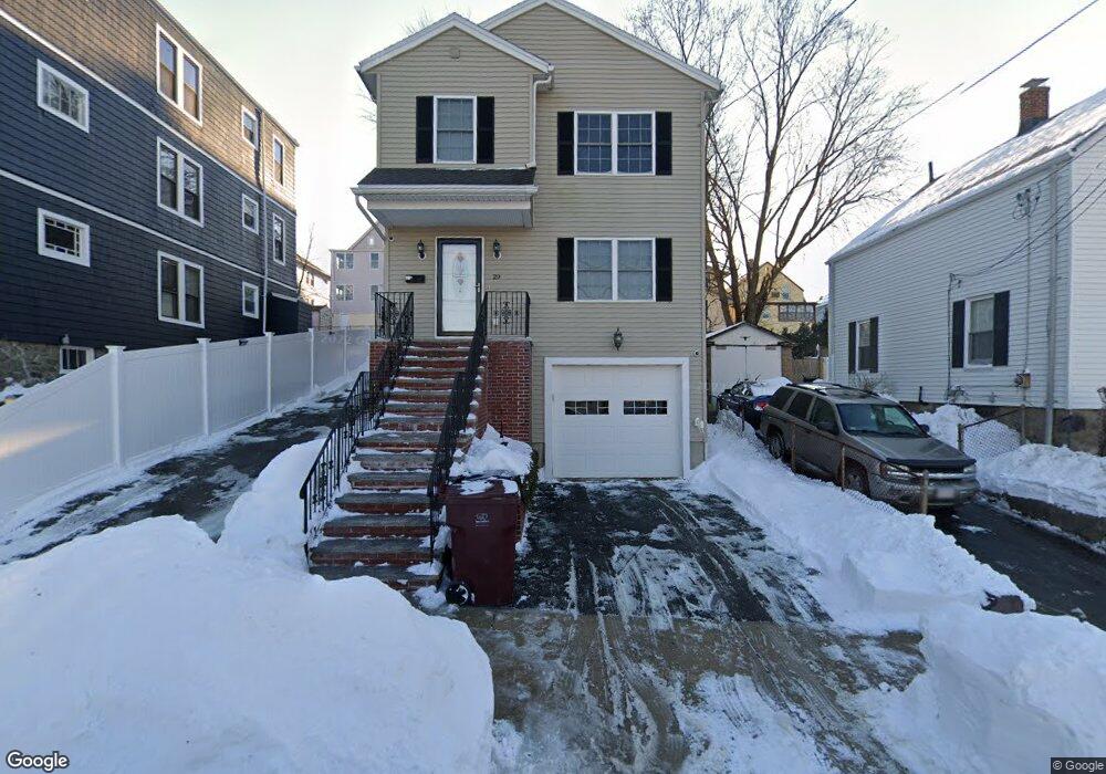 29 Glendale Ave, Everett, MA 02149 - photo 1