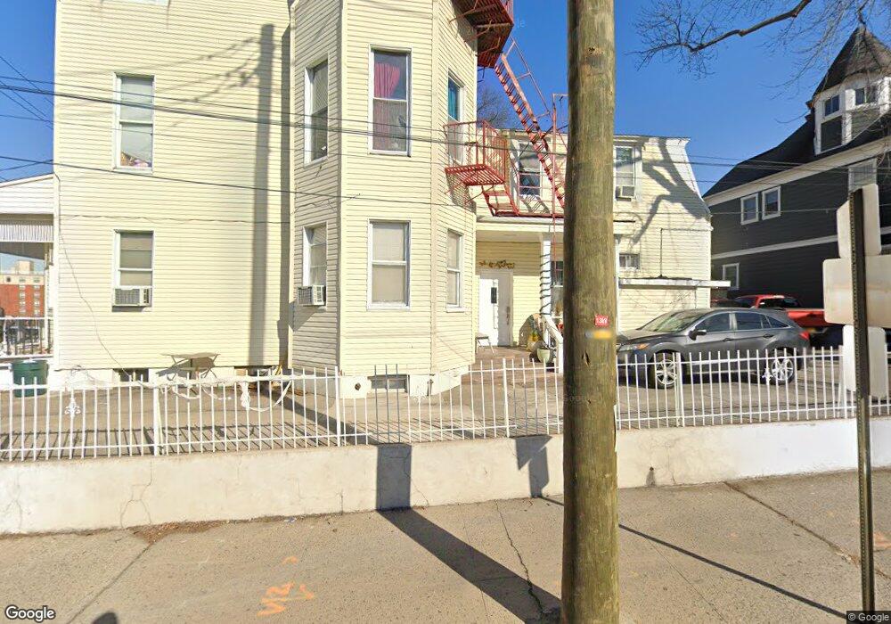 71 Prospect St, Yonkers, NY 10701 - photo 1