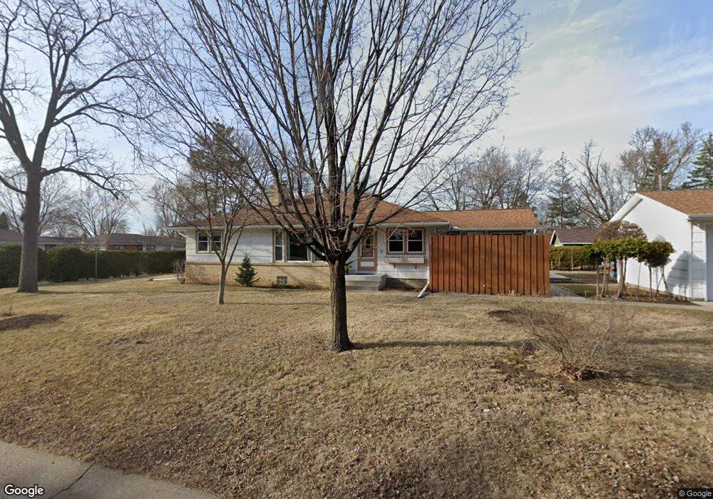 10304 94th Ave N, Maple Grove, MN 55369 - photo 1