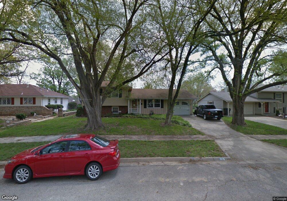 3118 SW Mulvane St, Topeka, KS 66611 - photo 1