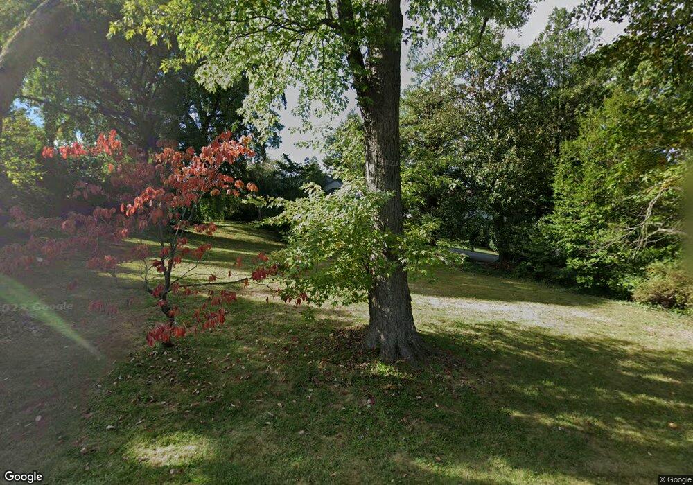 2338 Dale Dr, Falls Church, VA 22043 - photo 1