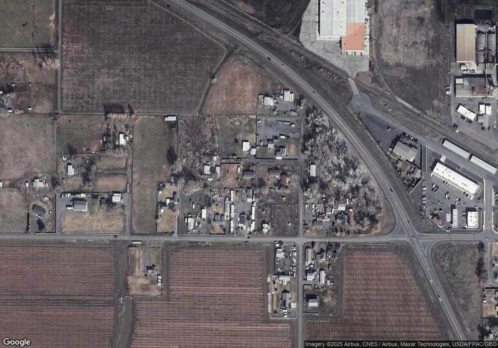 2806 La Framboise Rd, Moxee, WA 98936 - photo 1