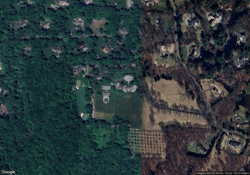 260 West Rd, New Canaan, CT 06840 - photo 1