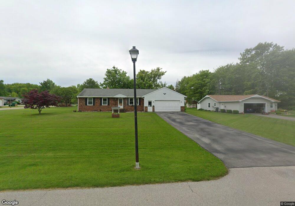 154 Maple St, Jefferson, OH 44047 - photo 1