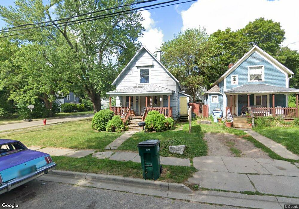 1534 Bailey St, Lansing, MI 48910 - photo 1