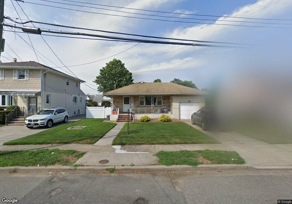 1074 Adams Ave, Franklin Square, NY 11010 - photo 1