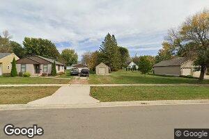 212 5th St NW, Adams, MN 55909