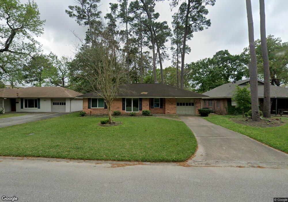 2303 Libbey Dr, Houston, TX 77018 - photo 1