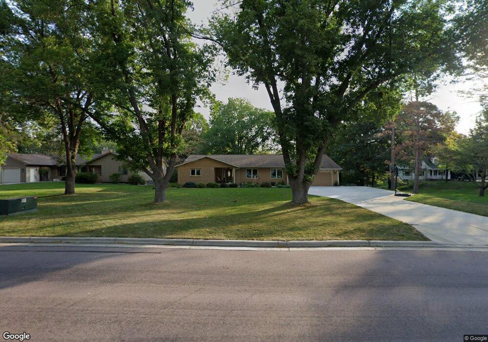 607 Summit Ave, New Ulm, MN 56073 - photo 1