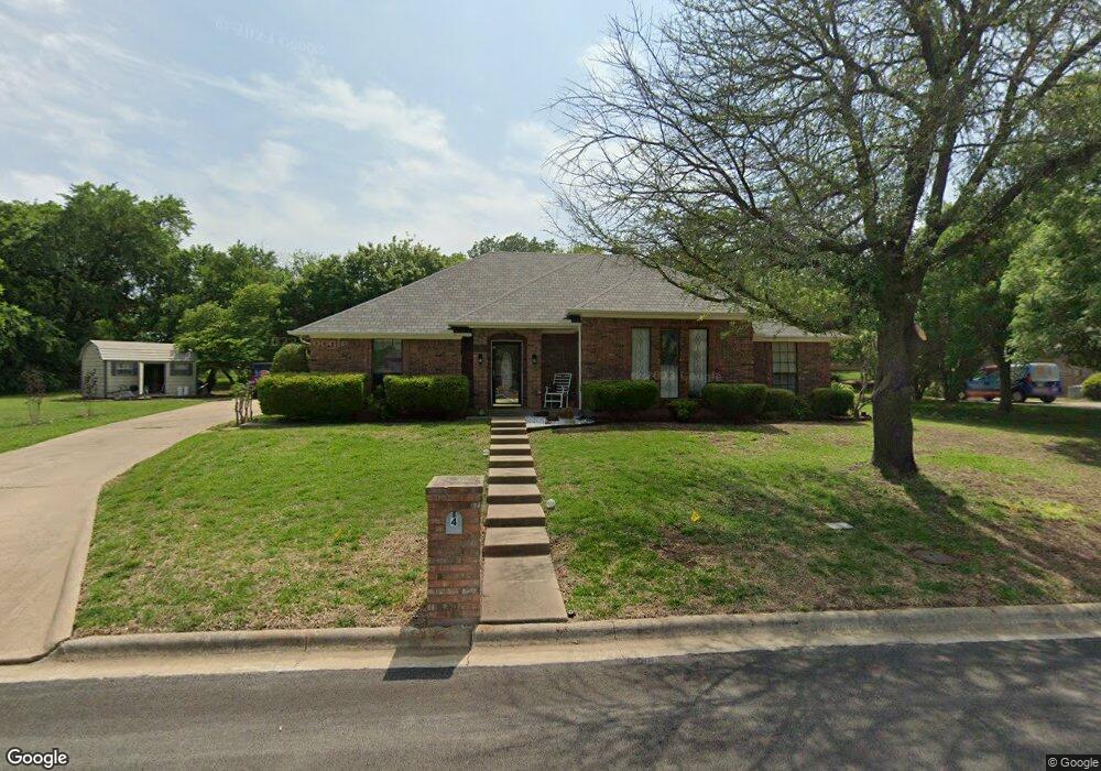 4 Fox Hollow St, Gainesville, TX 76240 - photo 1