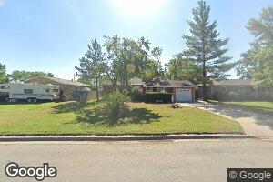 806 Pine St, Halstead, KS 67056