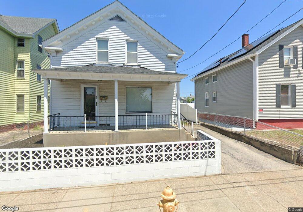 25 Webb St, Pawtucket, RI 02860 - photo 1
