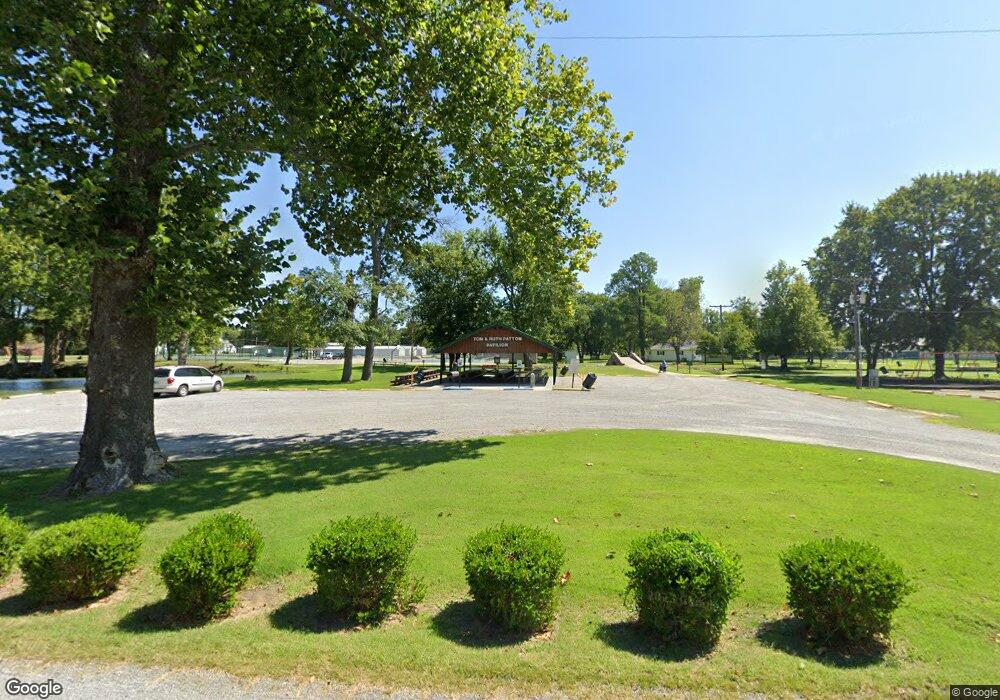 1000 W Church St, Harrisburg, IL 62946 - photo 1