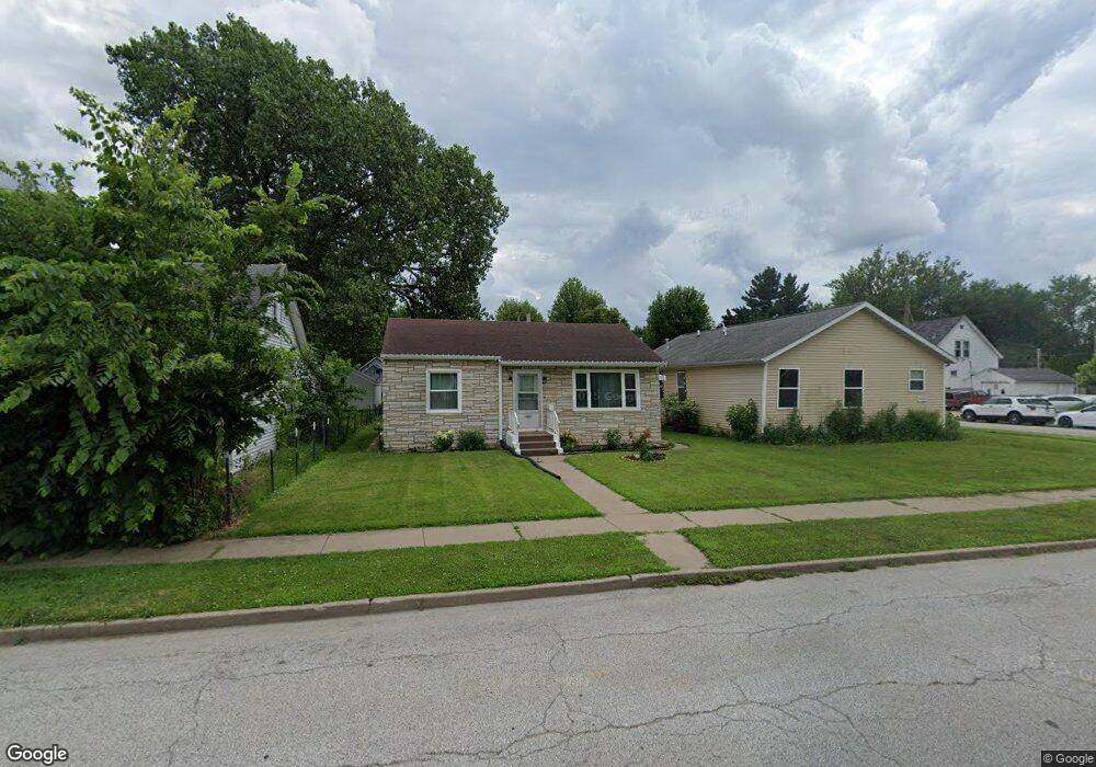 1525 W 7th St, Davenport, IA 52802 - photo 1