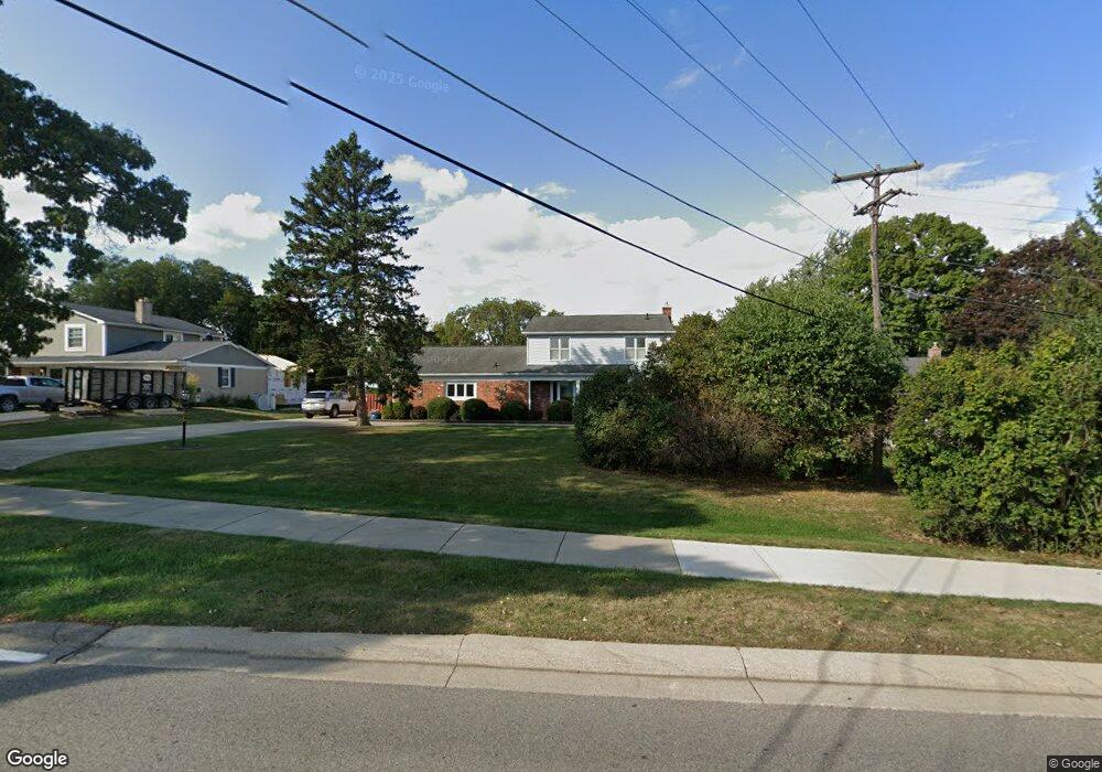 347 E Hickory Grove Rd, Bloomfield Hills, MI 48304 - photo 1