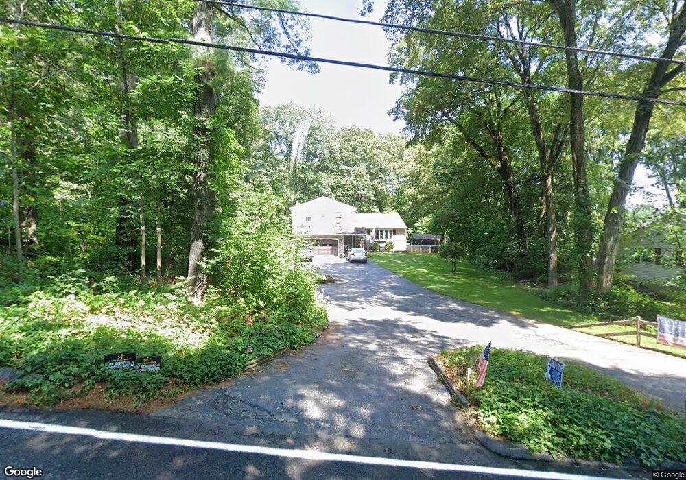 587 Benson Rd, Northbridge, MA 01534 - photo 1