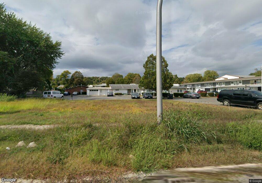 2024 Riverdale St unit 7, West Springfield, MA 01089 - photo 1