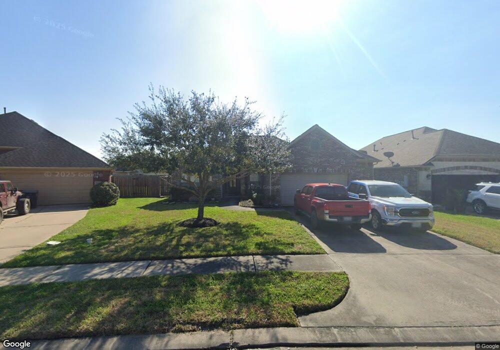 1514 Allison St, Alvin, TX 77511 - photo 1